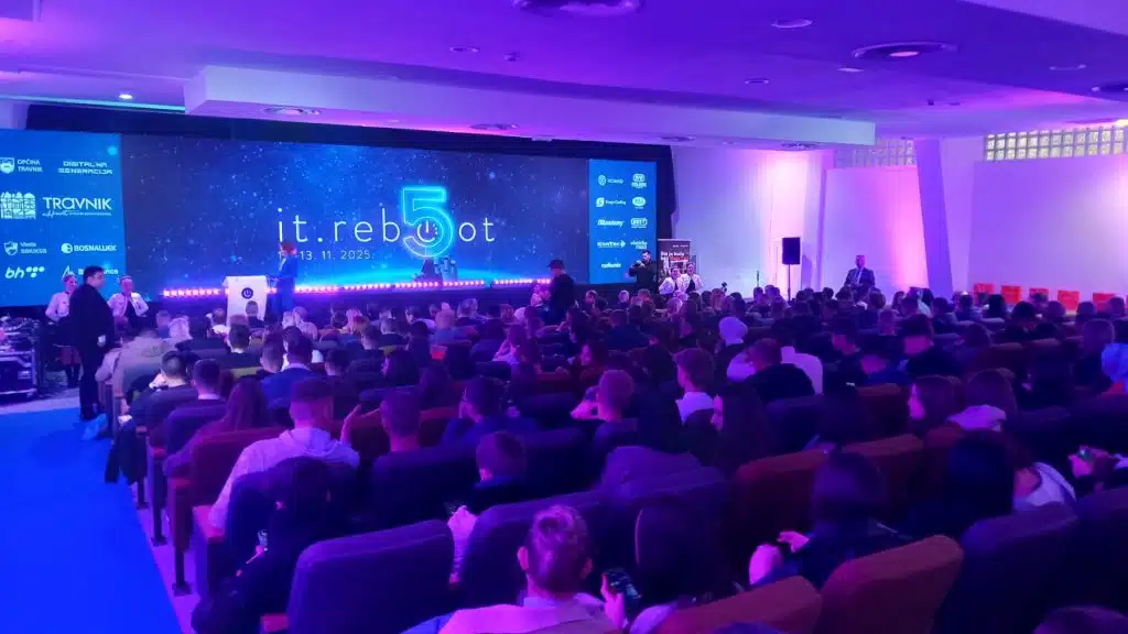 (FOTO) Počeo najveći IT događaj u BiH: Danas svečano otvoren IT Reboot 2025 u Travniku