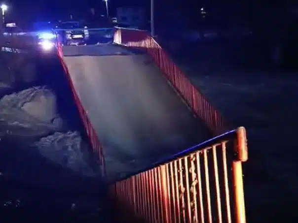(VIDEO) Nabujala rijeka odnijela most u Starim Pločarima kod Fojnice