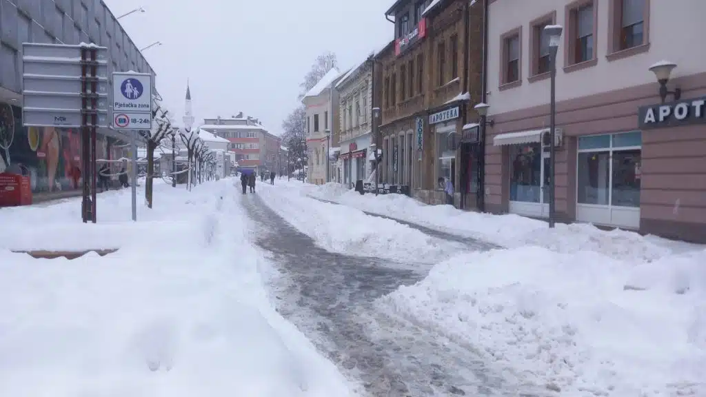 Ledeno jutro širom SBK: Travnik -12, Kupres na -16