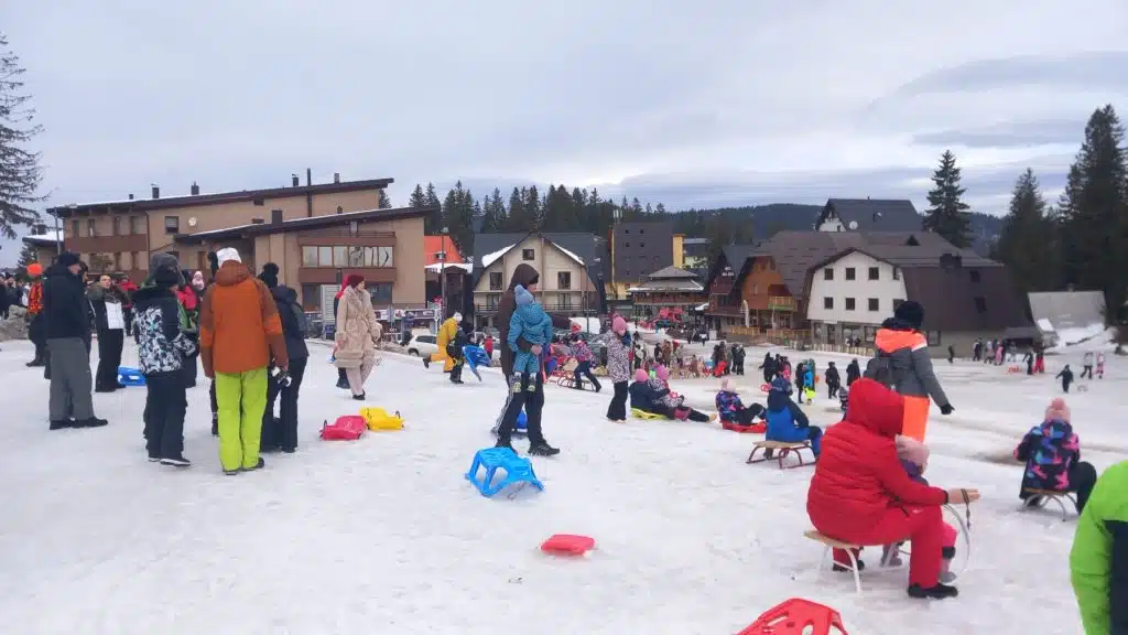 Ovaj vikend pravac Vlašić, idealni uslovi za skijanje i čist zrak (FOTO)