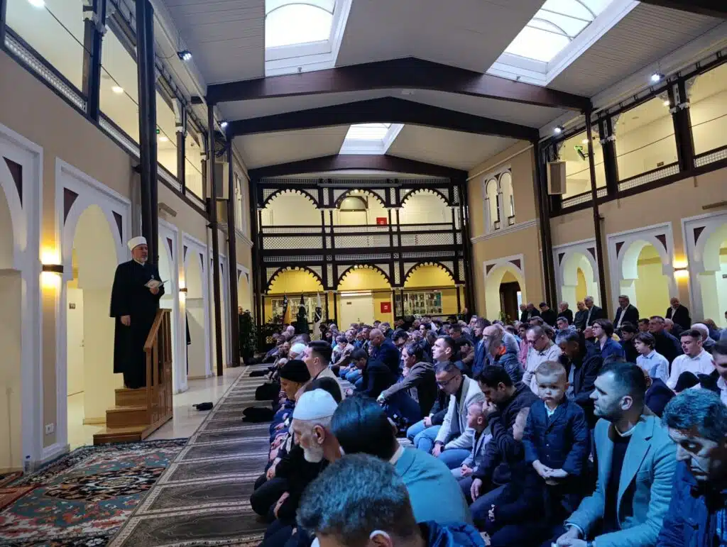 Na području Medžlisa IZ Travnik bajram-namaz klanjan na 40 mjesta
