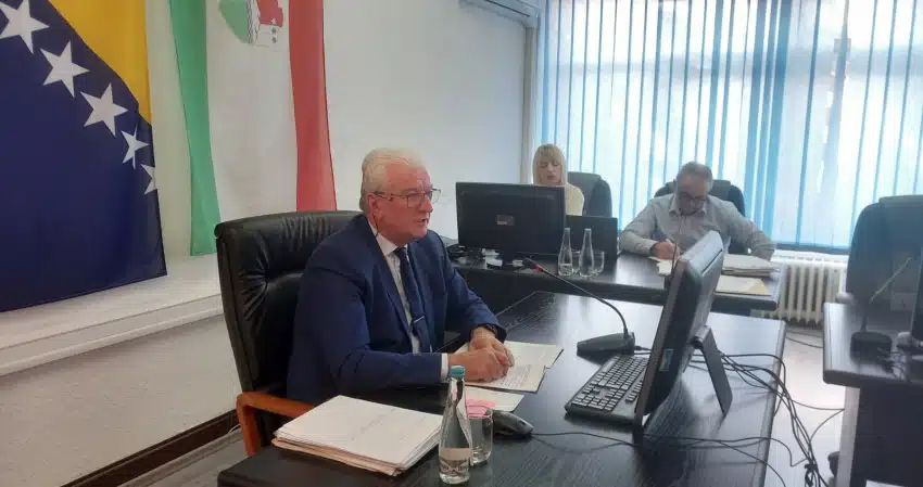 Sutra u Travniku 118. sjednica Vlade SBK