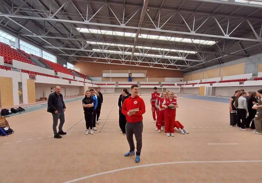 Crveni križ Općine Travnik organizovao Općinsko takmičenje iz prve pomoći
