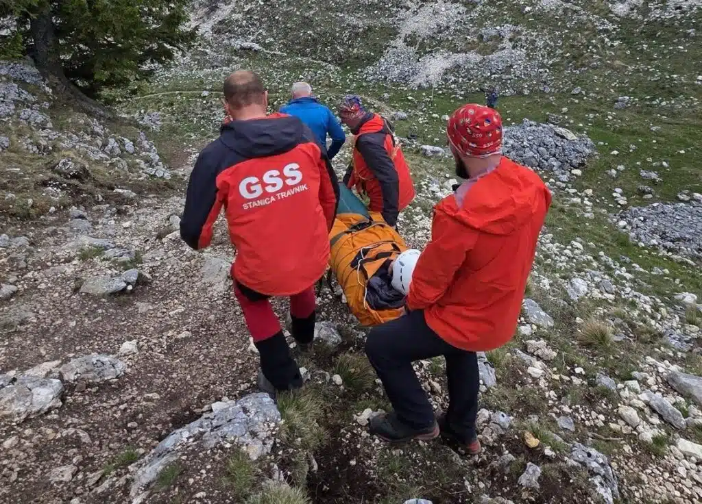 GSS Travnik uspješno evakuisao povrijeđenu ženu s područja Galice