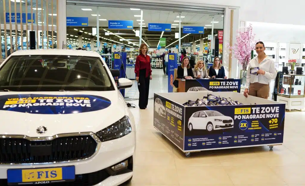 𝐅𝐈𝐒 𝐭𝐞 𝐳𝐨𝐯𝐞 𝐩𝐨 𝐧𝐚𝐠𝐫𝐚𝐝𝐞 𝐧𝐨𝐯𝐞/ Dobitnica automobila Škoda Fabia Essence je Anela Vranić