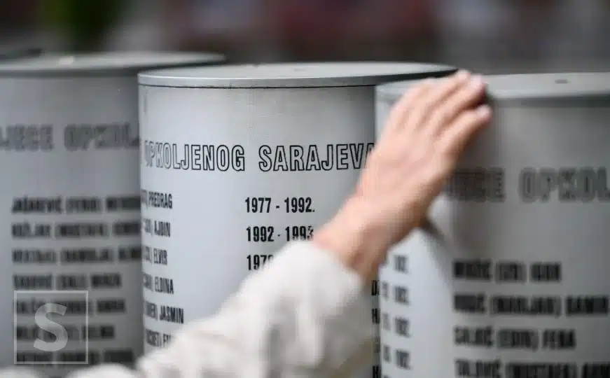 Dan žalosti u Sarajevu: Sjećanje na 1.601 ubijeno dijete A. K. / Radiosarajevo.ba