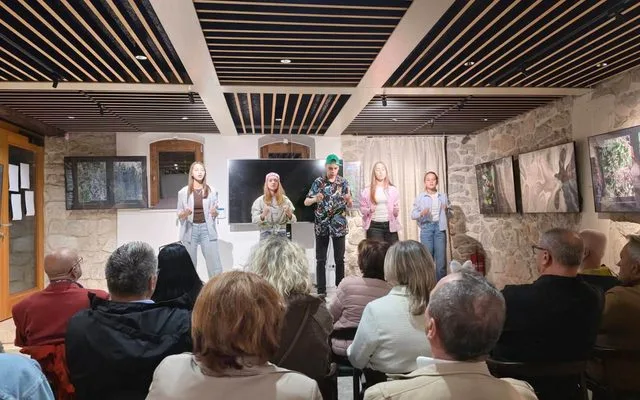 Premijerno izvedena predstava „Sve, samo drogu ne“