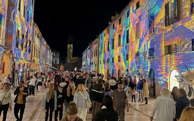 Almir Kukić osvojio treće mjesto na Lumiart Light Festivalu u Dubrovniku