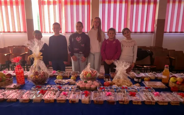 Mali poduzetnici na djelu : Bazar koji pokreće ideje
