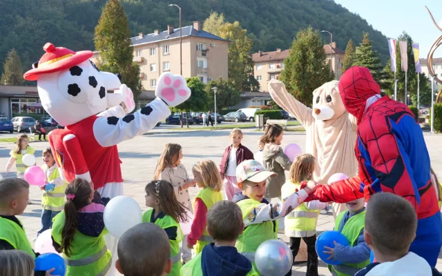 Novi Travnik : Obilježavanje Dječje sedmice