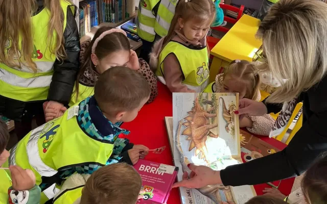 Biblioteku Travnik posjetili mališani PPU Obdanište GS-Kids