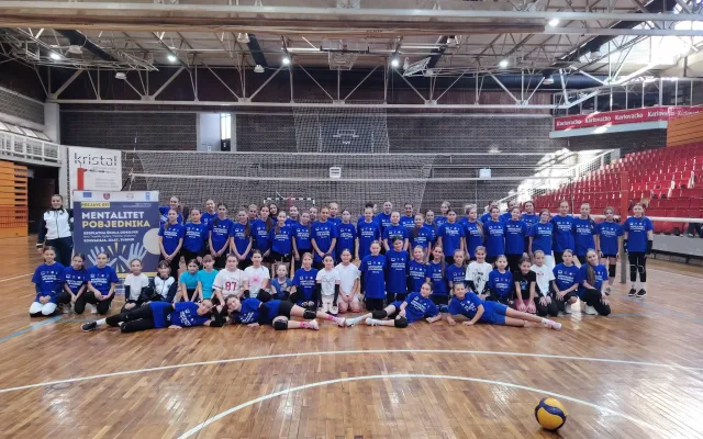 Više od igre : 70 djevojčica, jedan tim, jedan mentalitet pobjednika