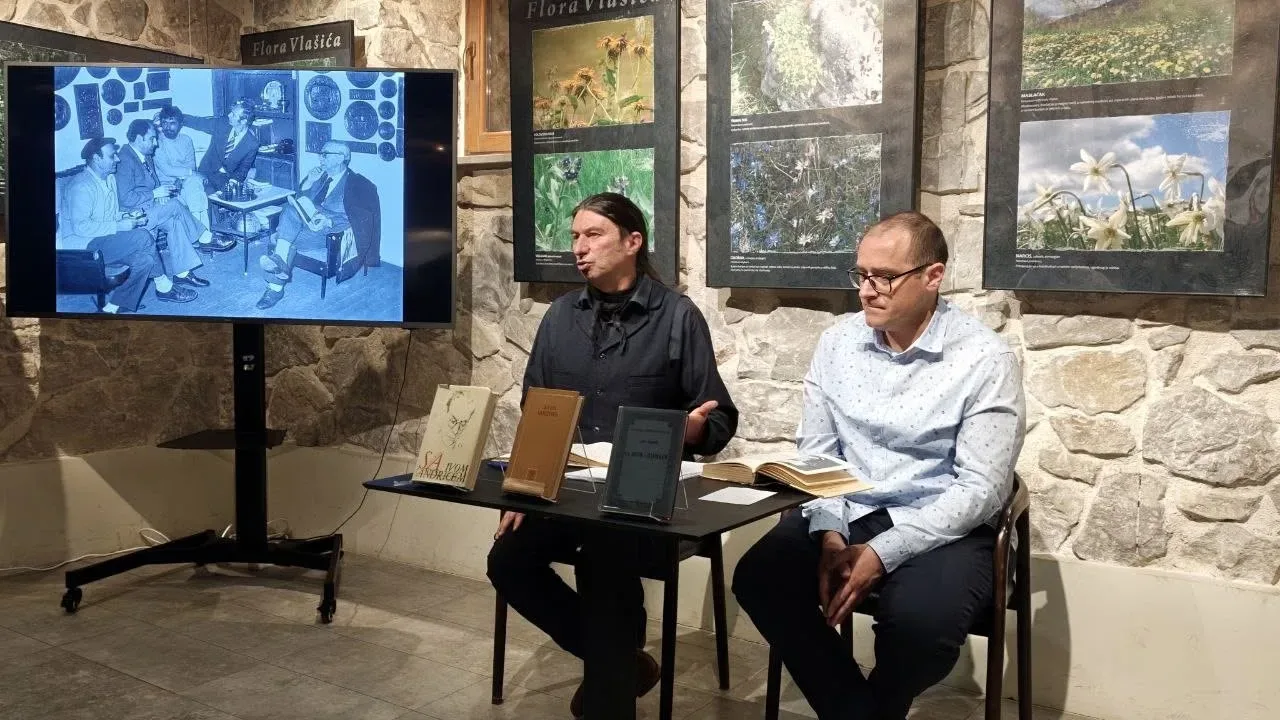 U Travniku održano književno veče posvećeno Ljubi Jandriću