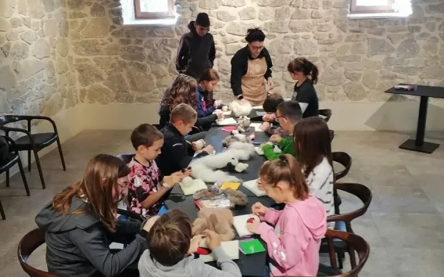 Održana radionica „Atelier za igračke od vune vlašićke ovce“